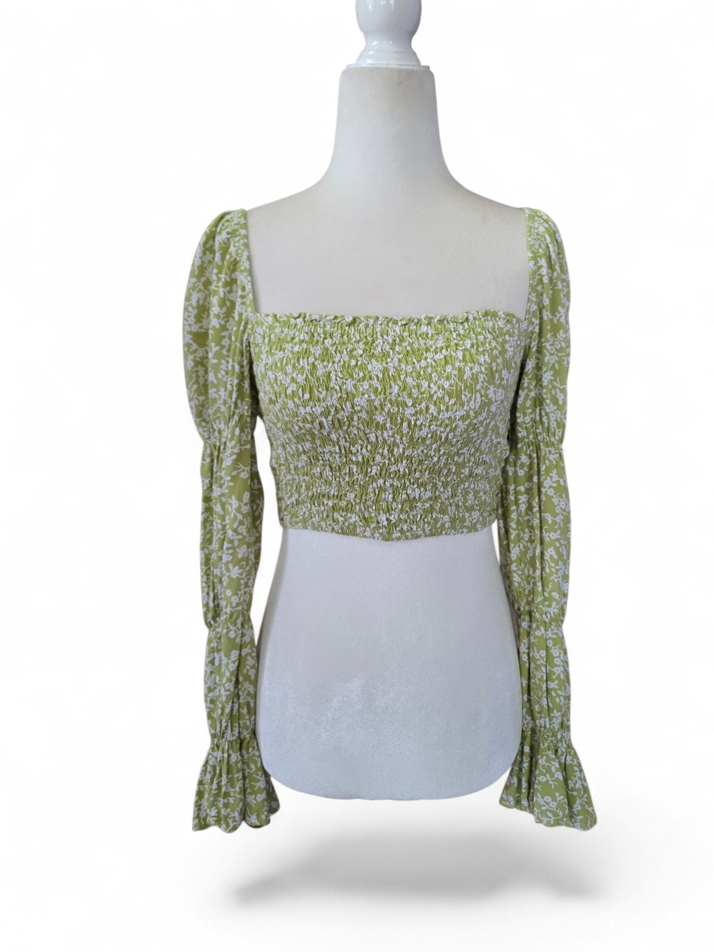 Motel Velina Women's Smocked Square-Neck Crop Top - Green Floral